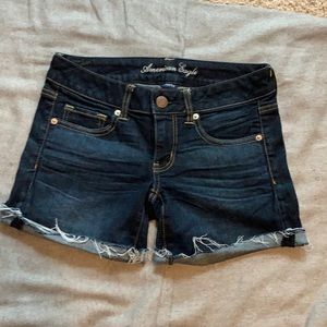 AE Stretch Denim Short. Size 6